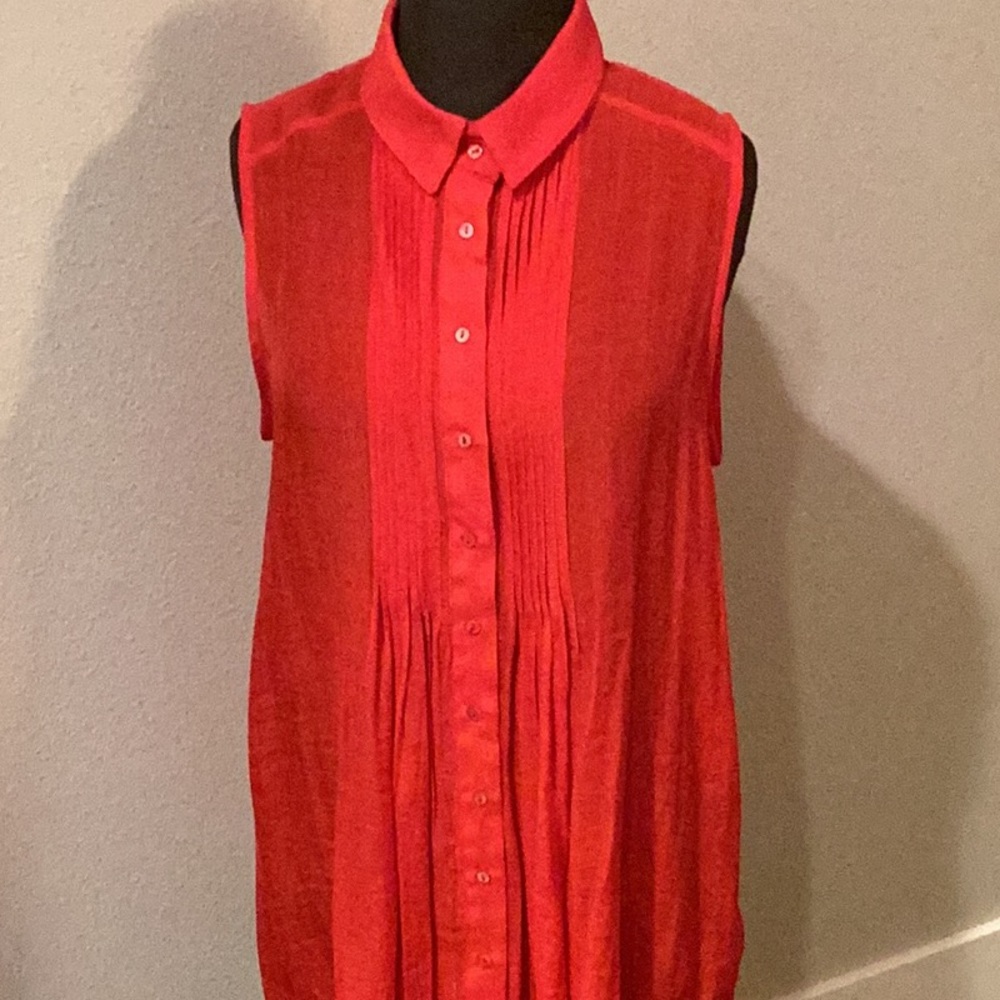 New with tags, poppy red sleeveless button front. Size medium